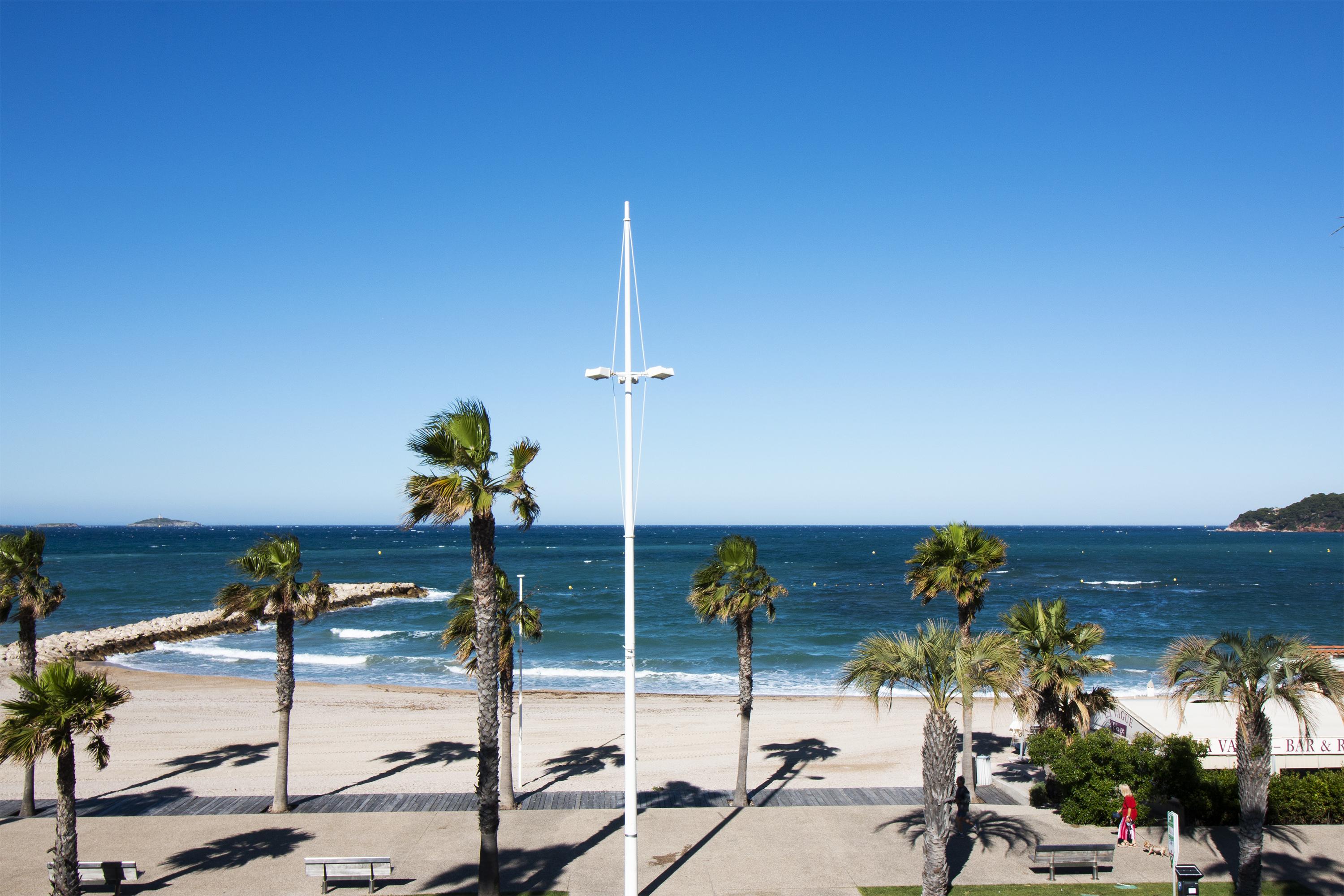 Hotel Bel Azur Six-Fours-les-Plages Dış mekan fotoğraf
